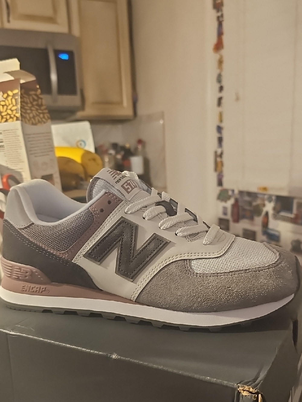New Balance Women's Gray & Dark Gray 574  Sz. Women11.5 Or Men10